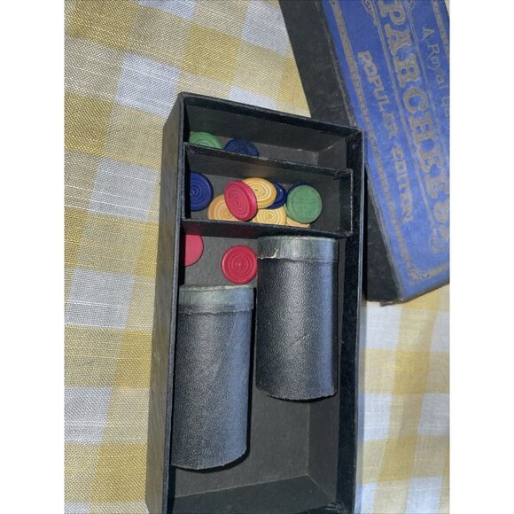 Vintage Distressed 1918 Parcheesi Game, A Royal Game Of India, Damage To Box - Picture 3 of 3